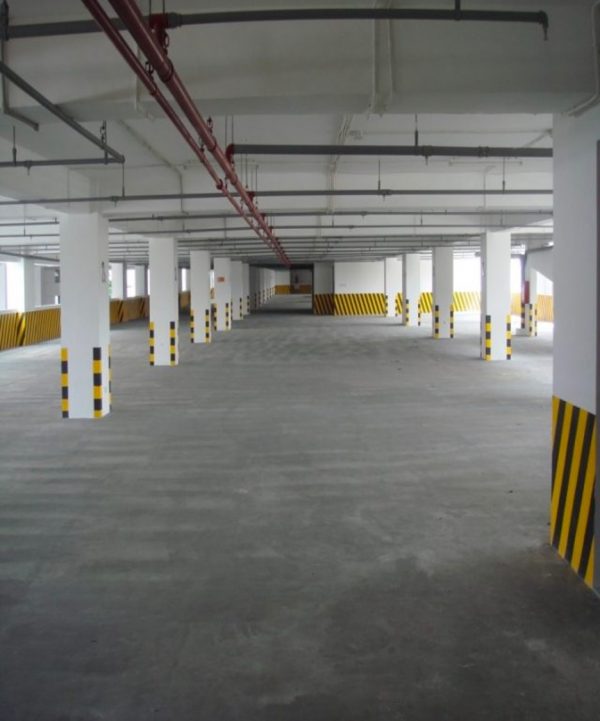 TD Business Center có 3 tầng đỗ xe rộng rãi